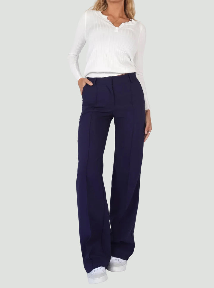 Wide-Leg Trousers – Crease-Resistant Finish, Timeless Fit