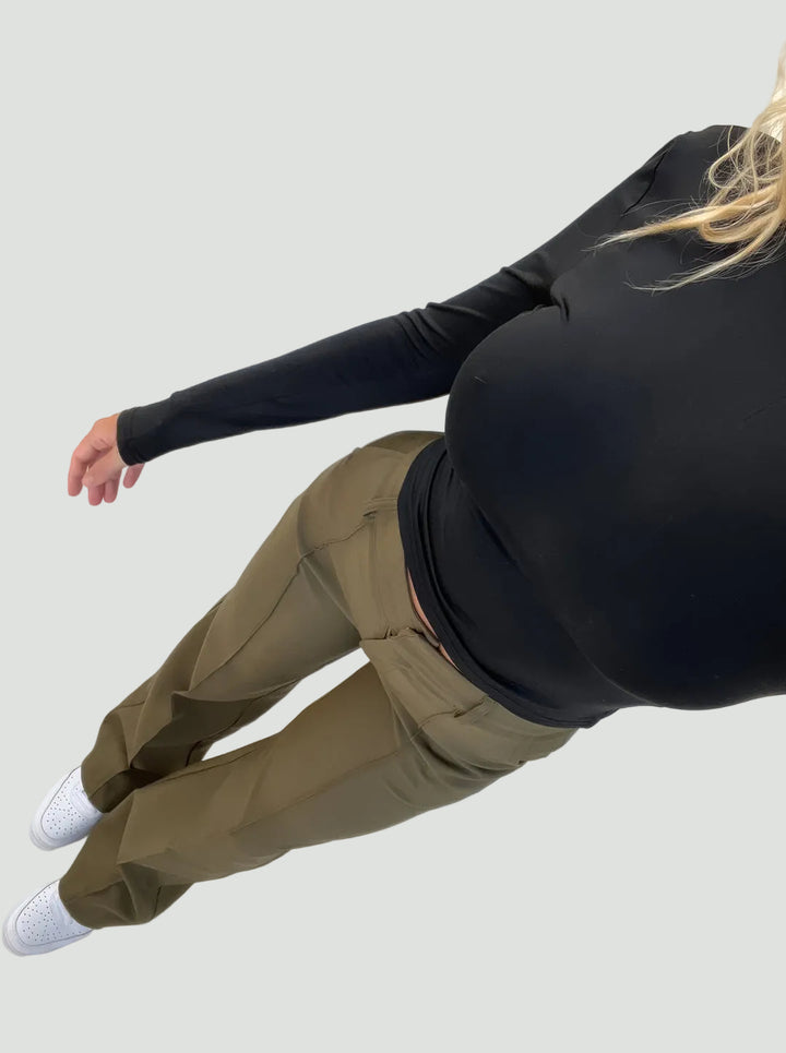 Wide-Leg Trousers – Crease-Resistant Finish, Timeless Fit