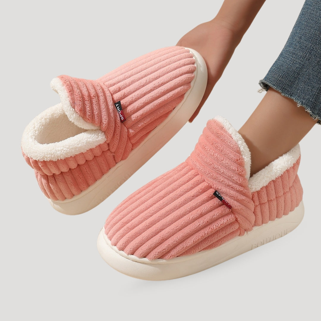 Women’s Cosy Fleece Slipper Boots | Warm, Soft and Easy to Wear