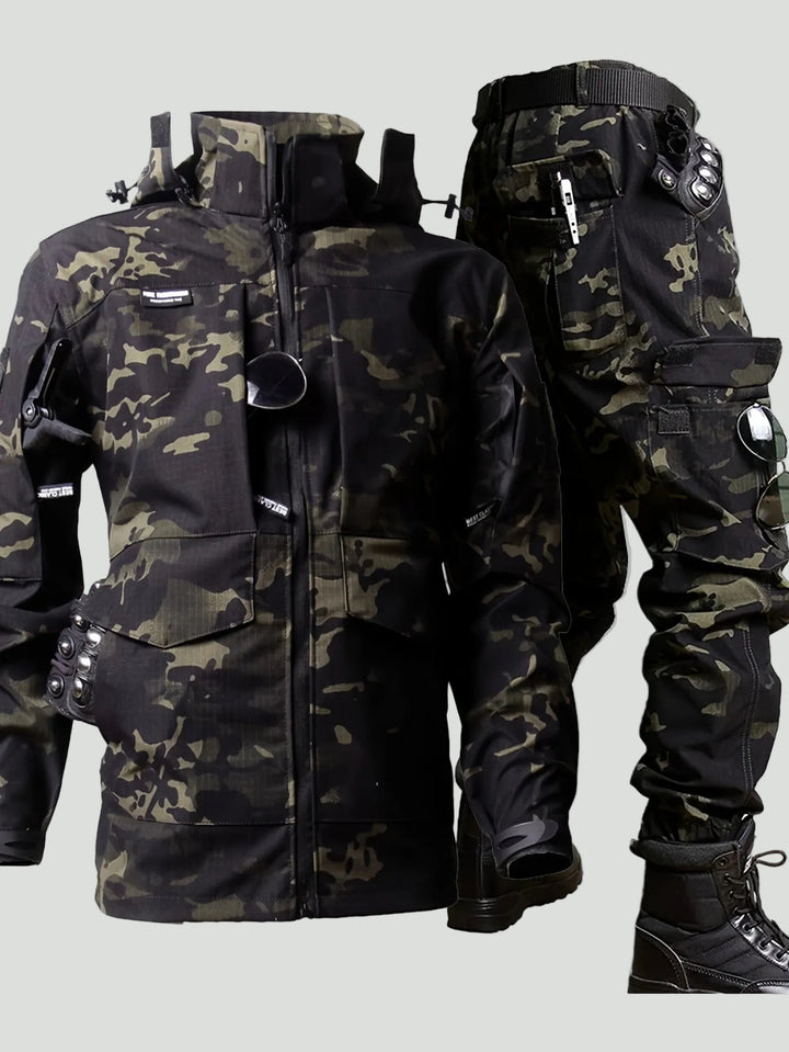 Men’s Outdoor Camouflage Jacket and Pants Set – Multi-Pocket Design for Active Use