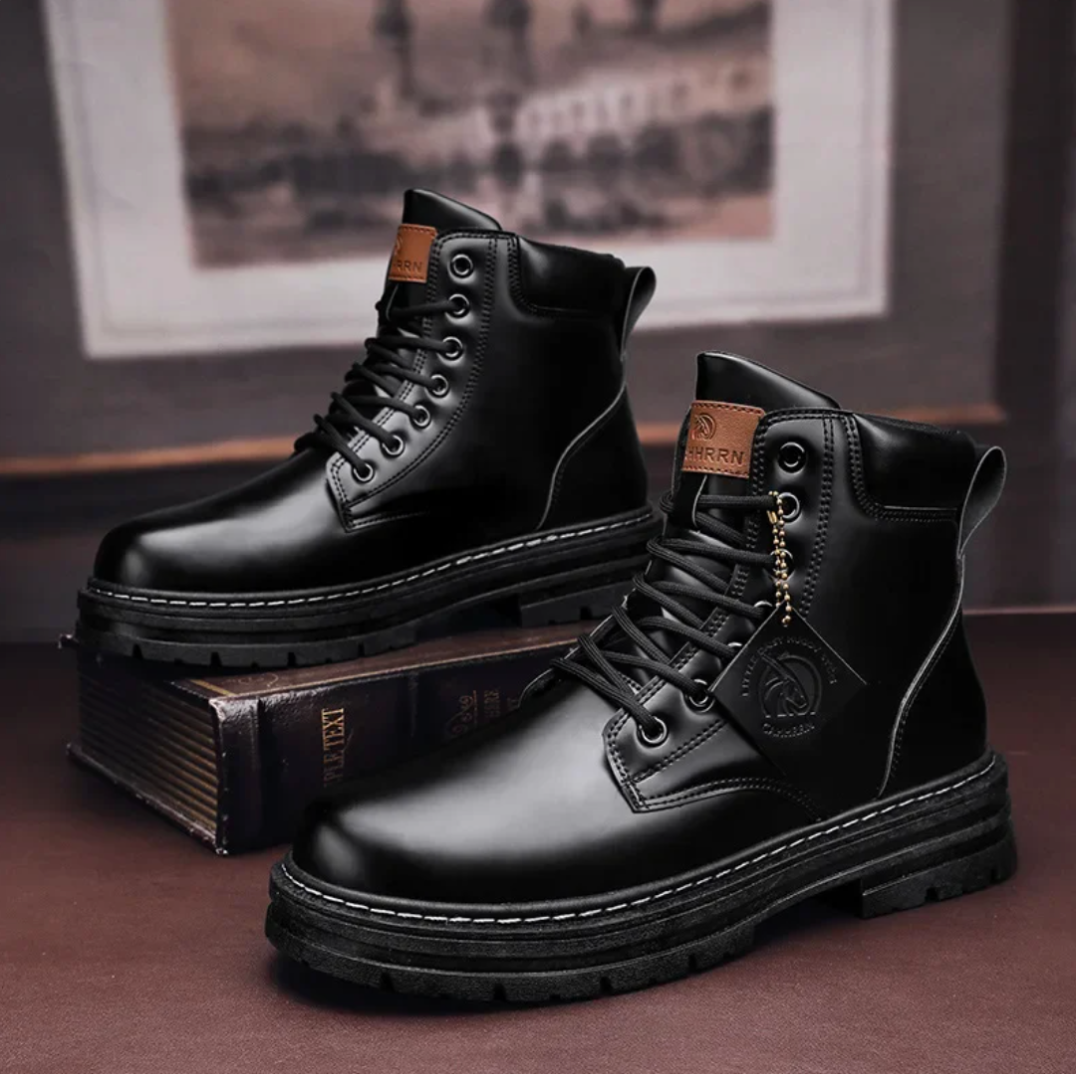 Men’s Lace-Up Boots – Durable Design with Supportive Fit