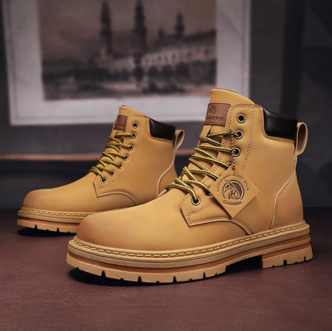 Men’s Lace-Up Boots – Durable Design with Supportive Fit