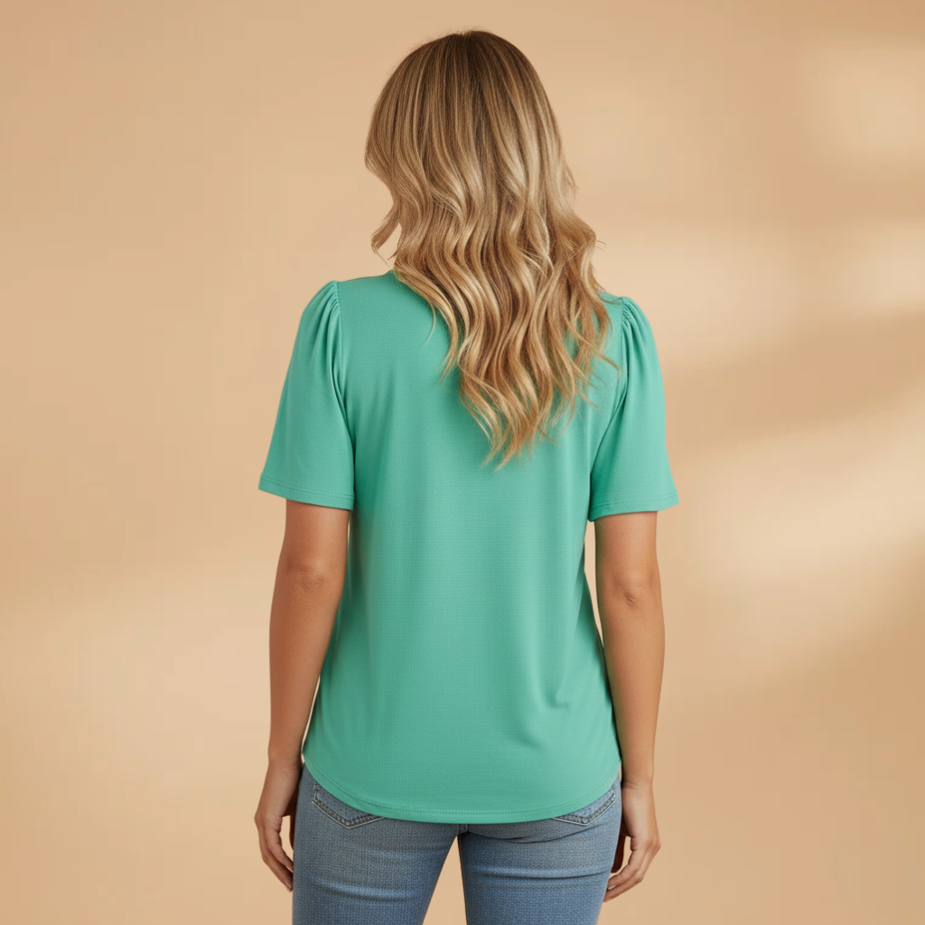 Women's Lightweight Relaxed-Fit T-Shirt for Summer and Casual Wear