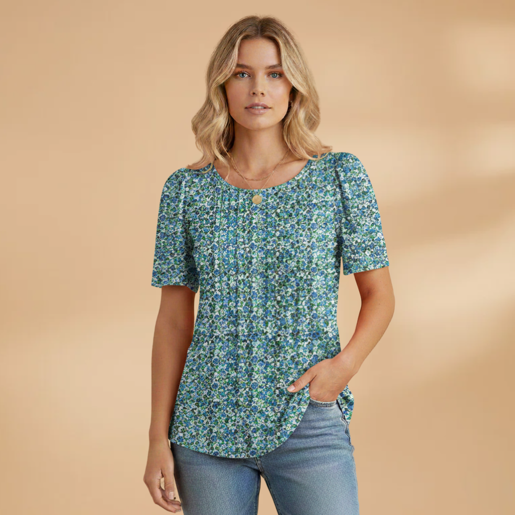 Women's Lightweight Relaxed-Fit T-Shirt for Summer and Casual Wear
