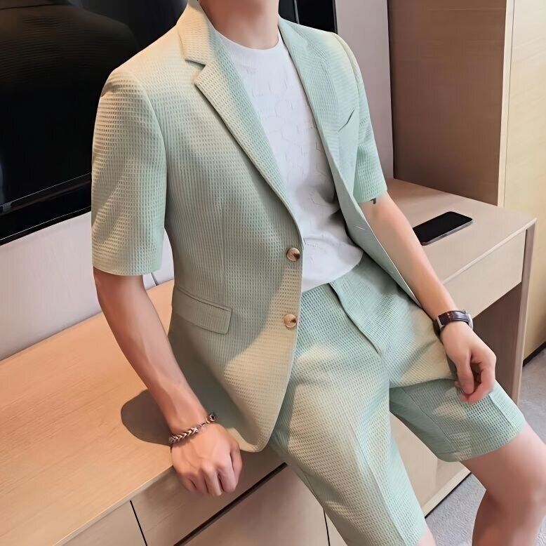 Men's Textured Two-Piece Set with Short-Sleeve Blazer and Shorts