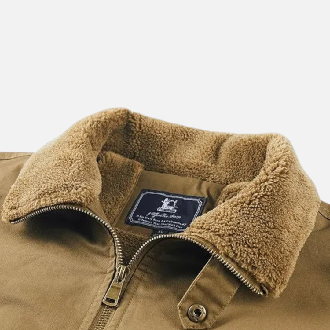 Men’s Durable Outdoor Jacket – Insulated Layer for Cold Weather Use