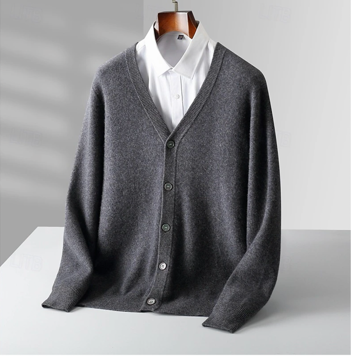Men’s Button-Up Cardigan with Classic V-Neck – Comfortable Fit