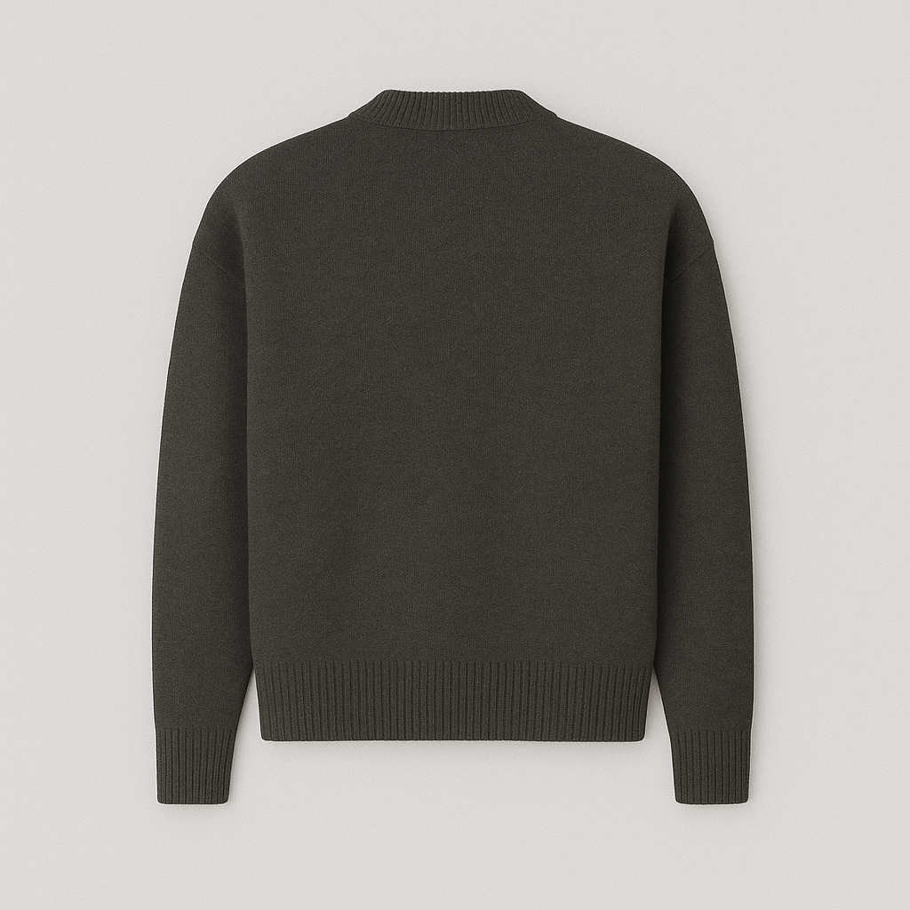 Women’s Graphic Knit Jumper – Oversized Fit with Heart Detail