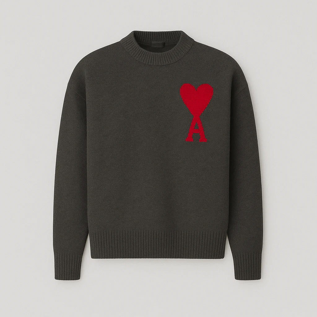 Women’s Graphic Knit Jumper – Oversized Fit with Heart Detail