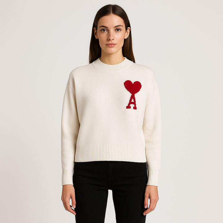 Women’s Graphic Knit Jumper – Oversized Fit with Heart Detail